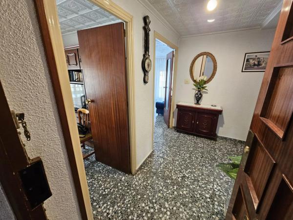 Piso en Plaza Castelar - Mercado Central