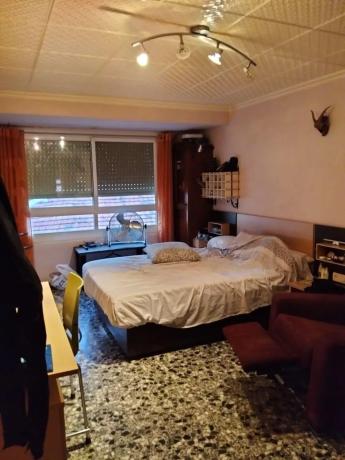 Piso en Plaza Castelar - Mercado Central