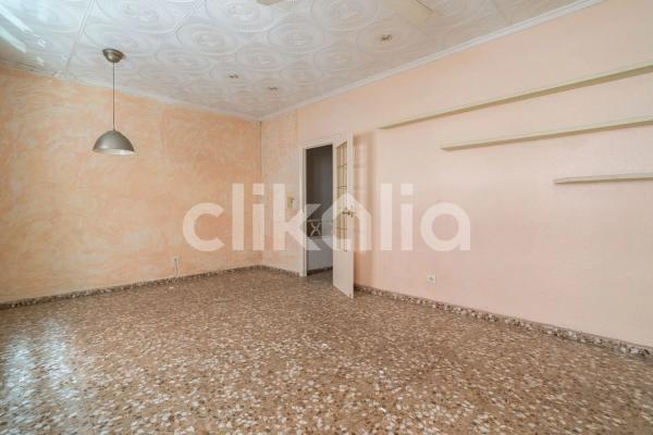 Casa independiente en calle San Crispín