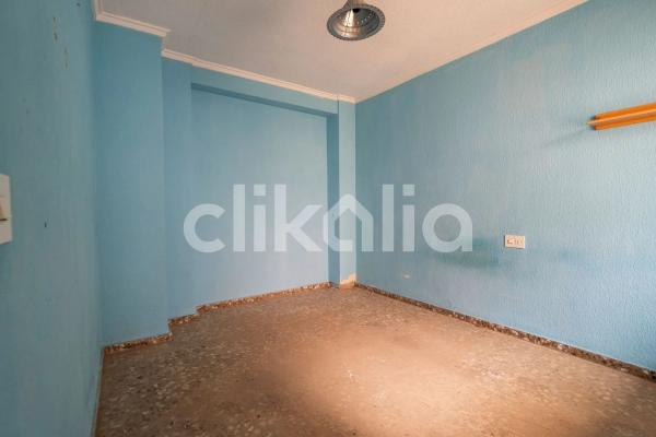 Casa independiente en calle San Crispín