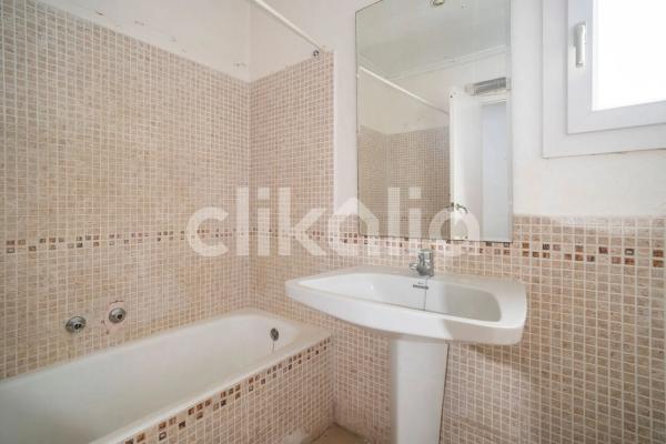 Casa independiente en calle San Crispín