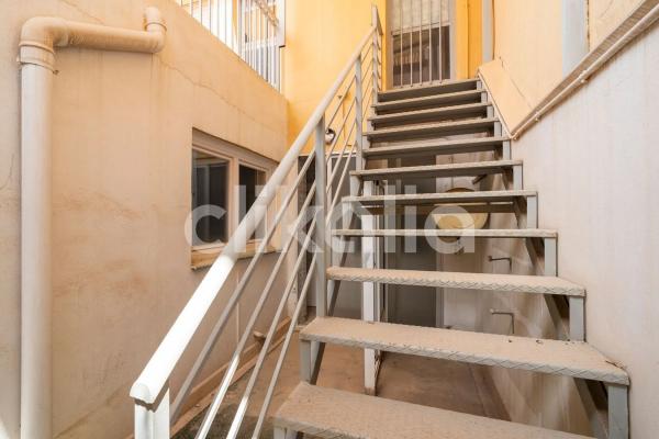 Casa independiente en calle San Crispín