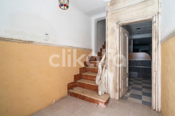 Casa independiente en calle San Crispín