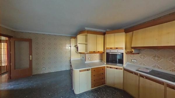 Piso en calle Petrer, 61