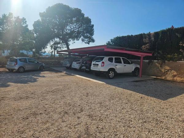 Casa independiente en calle La Mola