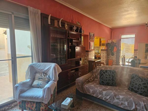 Casa independiente en calle La Mola