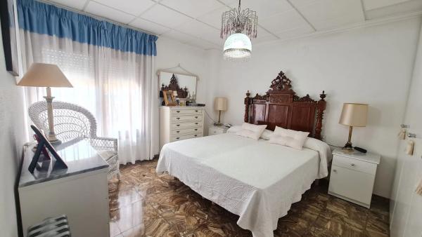 Chalet en Plaza Castelar - Mercado Central