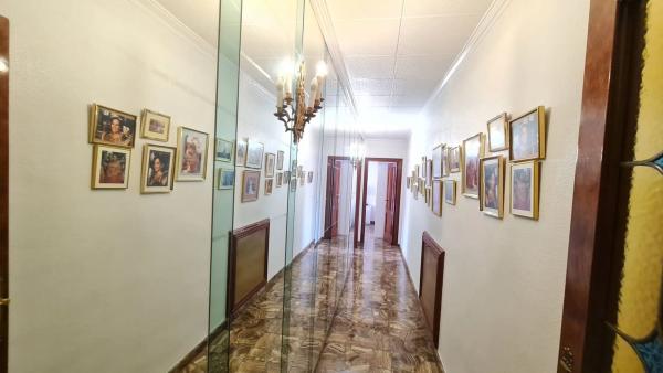 Chalet en Plaza Castelar - Mercado Central