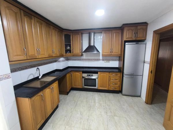 Piso en avenida de la Constitución, 90