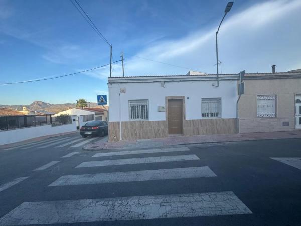 Chalet pareado en calle Oscar Esplá, 22