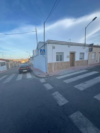 Chalet pareado en calle Oscar Esplá, 22