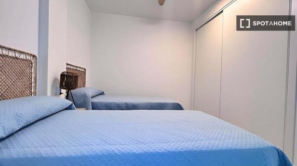 Apartamento completo de 2 dormitorios en Andalucía