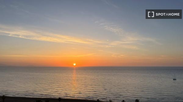 Piso en alquiler en Alicante, Alicante