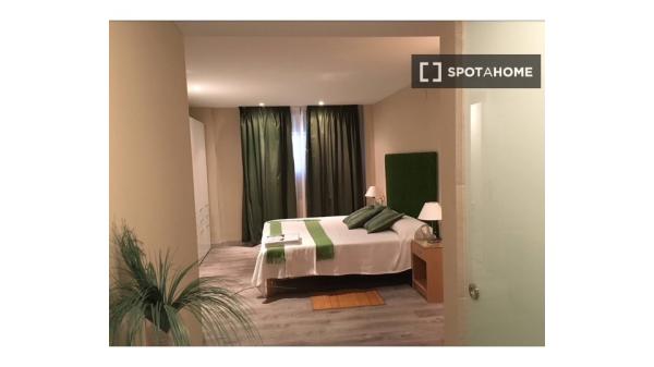 Piso de 2 dormitorios en alquiler en Las Gabias, Granada