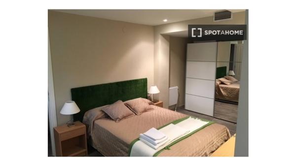 Piso de 2 dormitorios en alquiler en Las Gabias, Granada