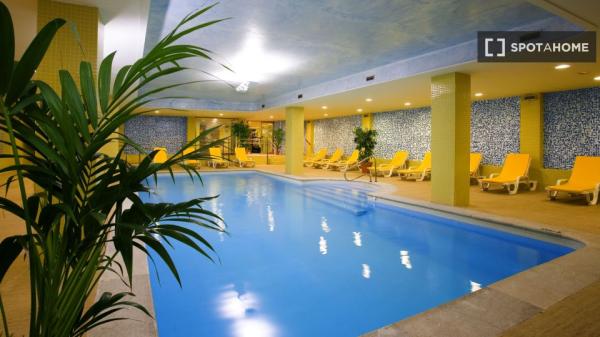 Apartamento entero de 1 dormitorio en Urbanización Ría del Pas