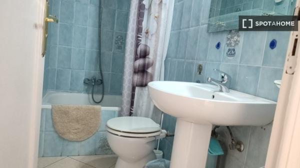 Piso de 3 dormitorios en alquiler en Alicante