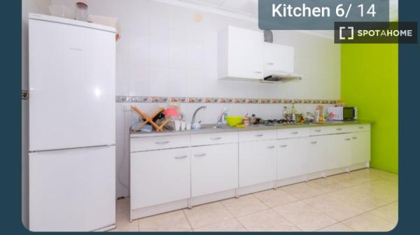 Habitación en piso compartido en Alicante (Alacant)