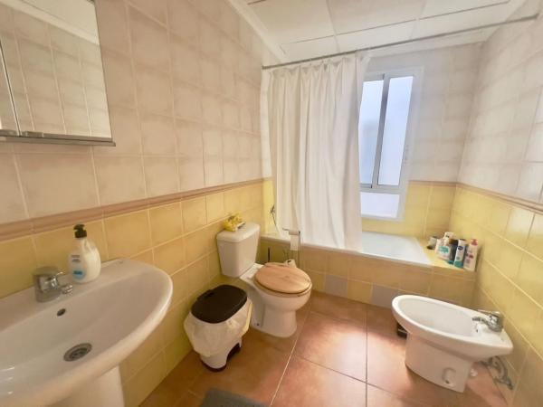 Piso en calle Miguel Hernández, 67