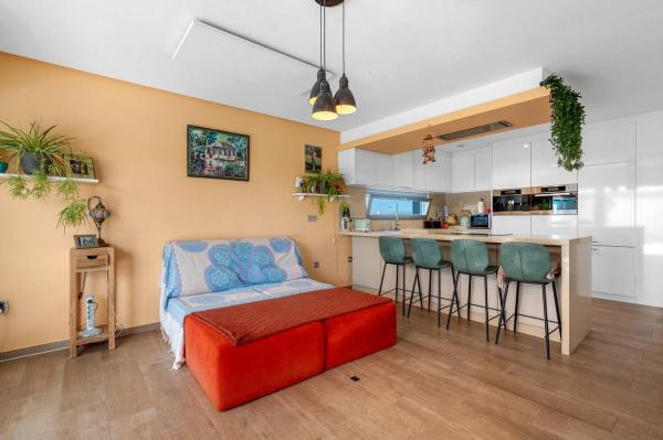 Casa independiente en calle Rambla