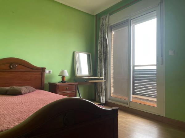 Piso en calle Hugolino Roldán, 3