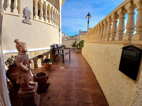 Chalet en calle Rio Serpis