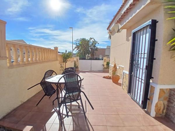 Chalet en calle Rio Serpis