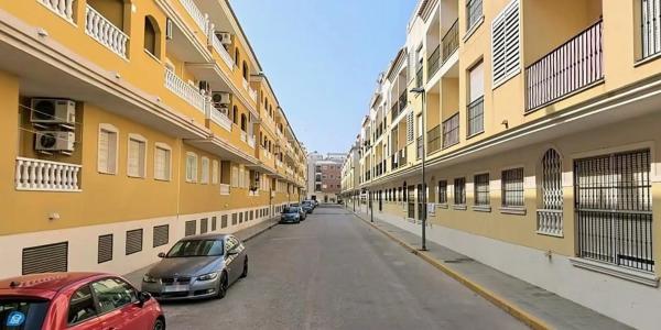 Piso en avenida de la Comunidad Valenciana