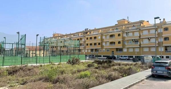 Piso en avenida de la Comunidad Valenciana