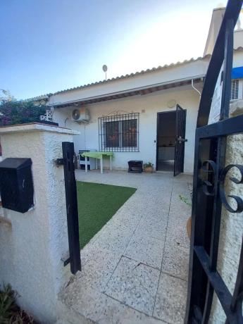 Chalet adosado en Urbanización Pinomar