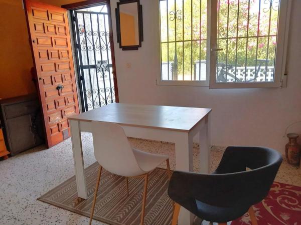 Chalet adosado en Urbanización Pinomar