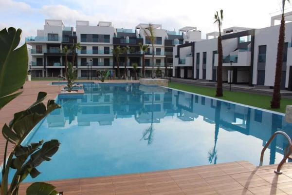 Piso en avenida el Ras Gran, 87