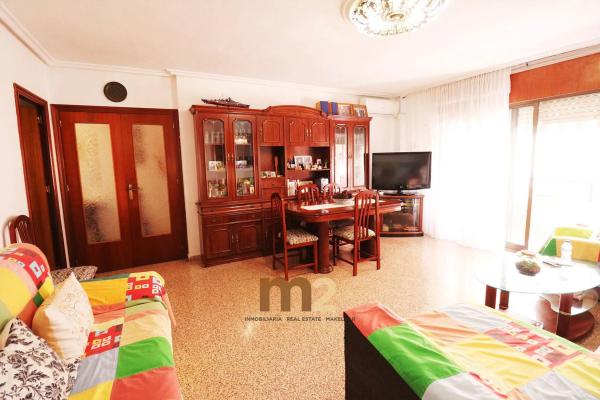 Chalet adosado en calle les Vinyes