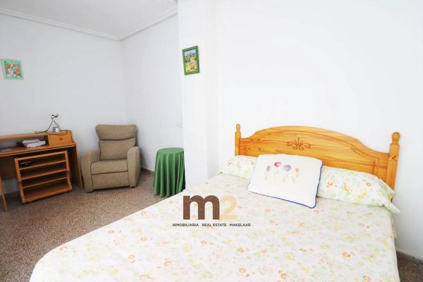 Chalet adosado en calle les Vinyes