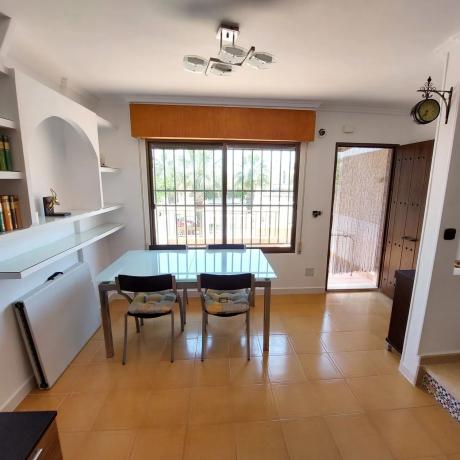 Chalet adosado en avenida de Cervantes, 135