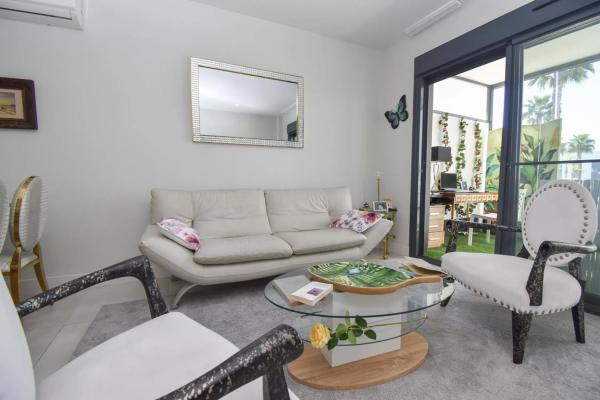 Piso en calle la Malva Rosa