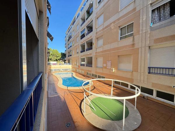 Piso en calle Giner de los Ríos, 29