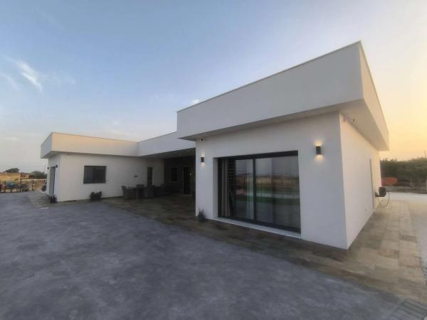 Casa independiente en calle la Luz