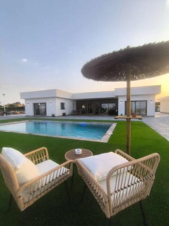 Casa independiente en calle la Luz