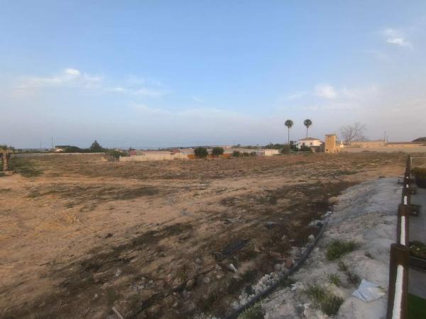 Casa independiente en calle la Luz