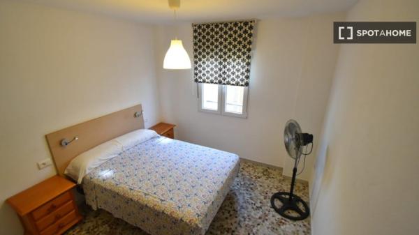 Zimmer in Wohngemeinschaft in Almería