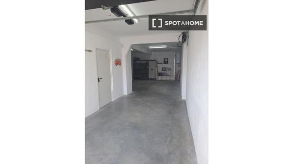 Piso de 2 dormitorios en El Campello, Alicante.