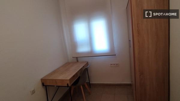 Piso de 3 habitaciones en alquiler en Godella