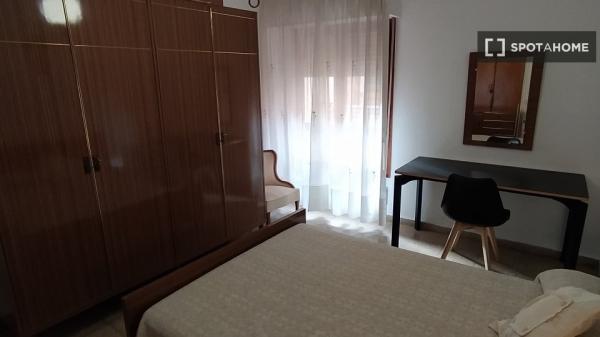 Piso de 3 habitaciones en alquiler en Godella