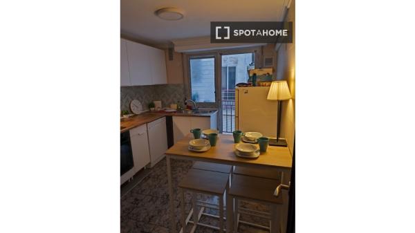 Room in shared apartment in Alcoi