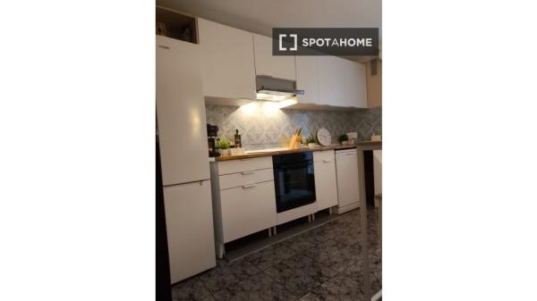 Room in shared apartment in Alcoi