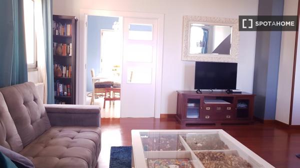 Apartamento de 3 habitaciones en alquiler en El Astillero