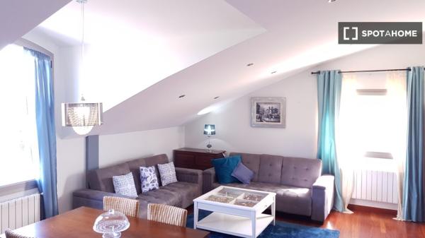 Apartamento de 3 habitaciones en alquiler en El Astillero