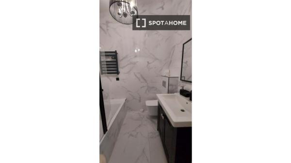 Apartamento de 3 habitaciones en alquiler en El Astillero