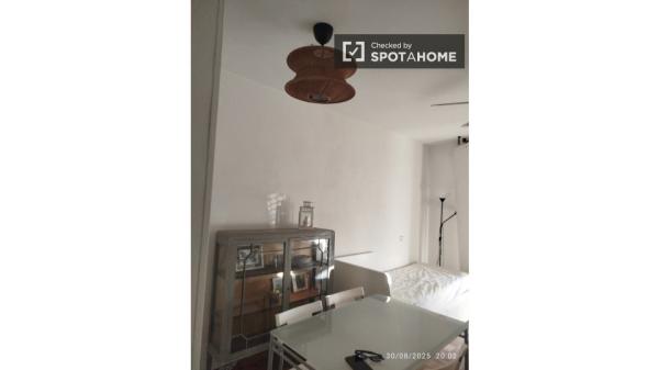 Estudio en alquiler en Triana, Sevilla